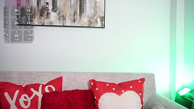 Snapshot of Sara_Charmy chatting on 10.25.25 Sara Charmy online show from 10.25.25