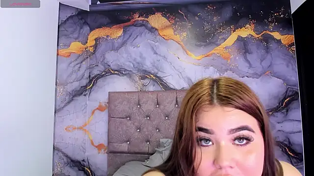 MadissonLee   online show from 11.28.25