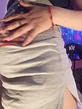 MiaStarts online show from 10.12.25