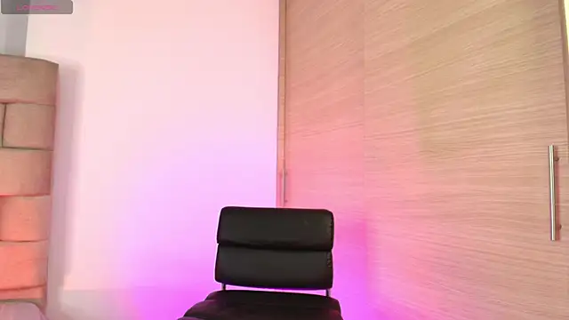 valeria monsalve online show from 11.03.25