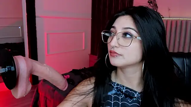 Snapshot of Gabrielakassi chatting on 10.29.25 Gabrielakassi online show from 10.29.25