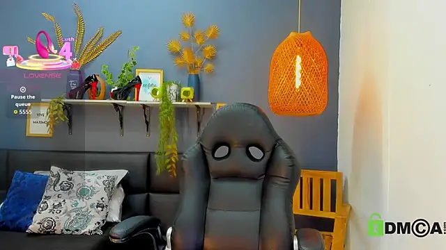 yessila parker online show from 04.06.26