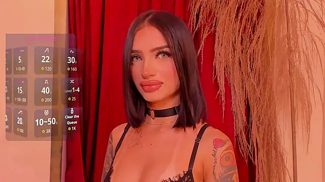 Snapshot of PeytonReeds chatting on 11.08.25 PeytonReeds online show from 11.08.25