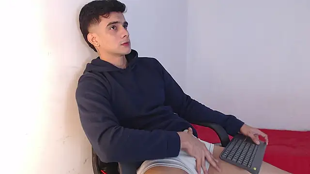 adam levis17 online show from 10.25.25