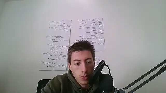 Snapshot of xy_monkeyBigCock chatting on 10.08.25 xy monkeyBigCock online show from 10.08.25