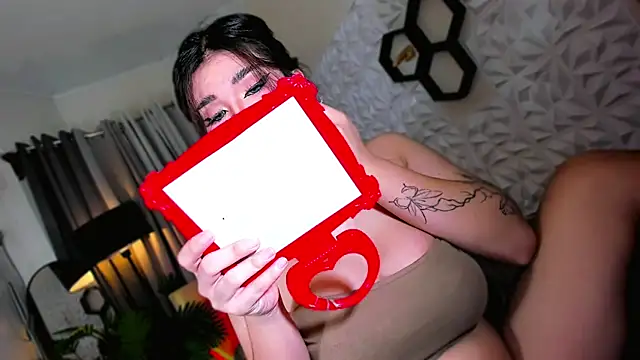 Snapshot of claraakhasova chatting on 11.01.25 claraakhasova online show from 11.01.25