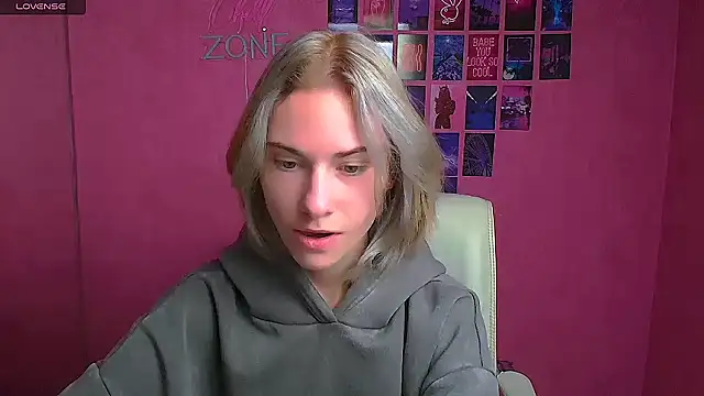 Fiona Night online show from 10.16.25