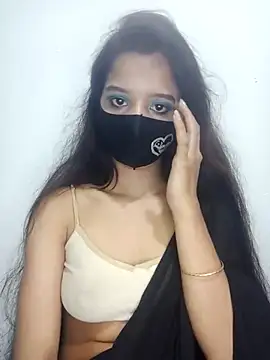 Snapshot of Orna-1 chatting on 03.04.25 Orna-1 online show from 03.04.25