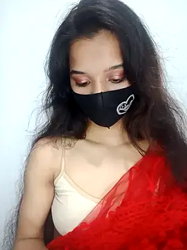 Snapshot of Orna-1 chatting on 03.08.25 Orna-1 online show from 03.08.25