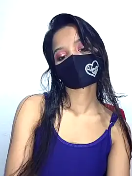 Snapshot of Orna-1 chatting on 03.12.25 Orna-1 online show from 03.12.25