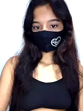 Snapshot of Orna-1 chatting on 03.15.25 Orna-1 online show from 03.15.25