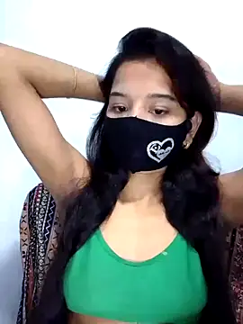 Snapshot of Orna-1 chatting on 03.17.25 Orna-1 online show from 03.17.25