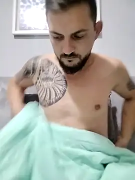 iurinicola online show from 11.18.25