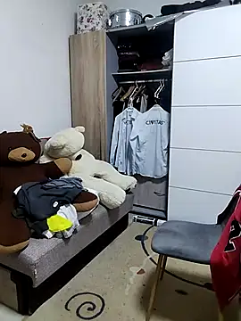 iurinicola online show from 01.06.26