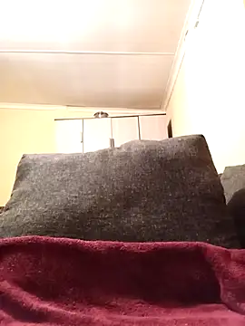 Snapshot of JuicyMilkyTizzy chatting on 10.21.25 JuicyMilkyTizzy online show from 10.21.25