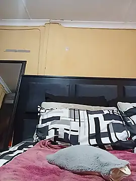 JuicyMilkyTizzy online show from 06.29.26