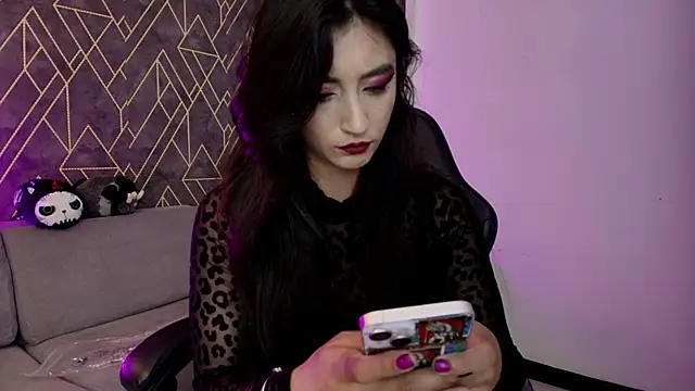 Tahara Romanov online show from 03.04.26