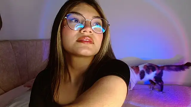  Camilaaa  online show from 03.19.25