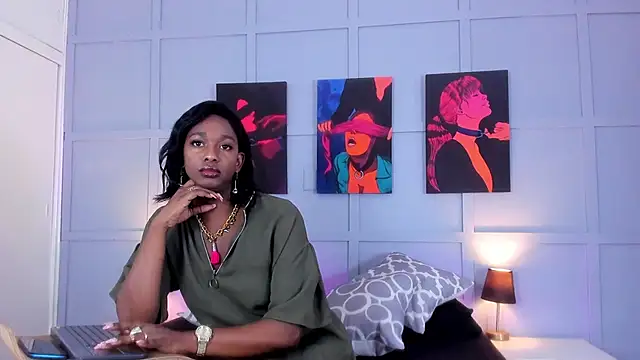NehandaClarck  online show from 03.18.25