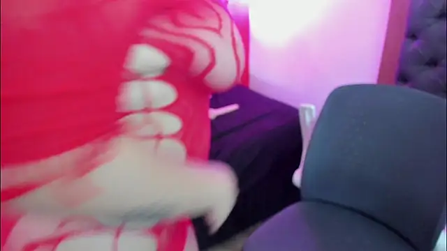 DANESKA HILLER online show from 03.19.25