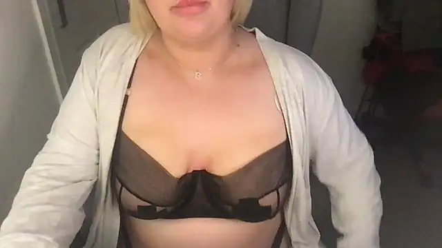 Scottish Bella Blazex online show from 03.16.25