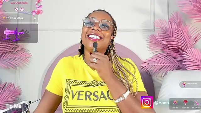 Hanaahquinn online show from 03.04.26