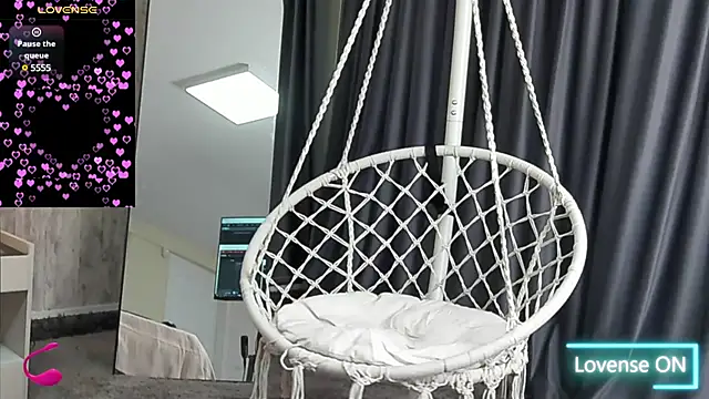 LexyAva online show from 03.12.25