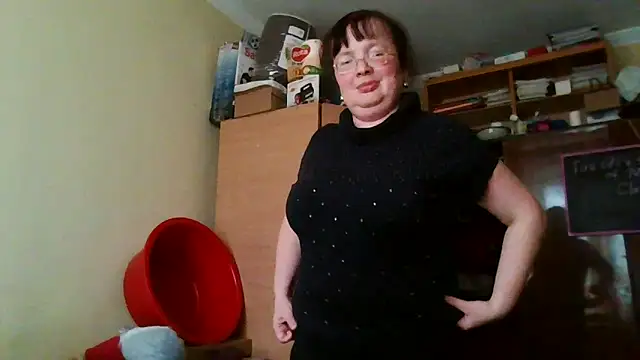 Queen-Elizabeth-25 online show from 03.04.25