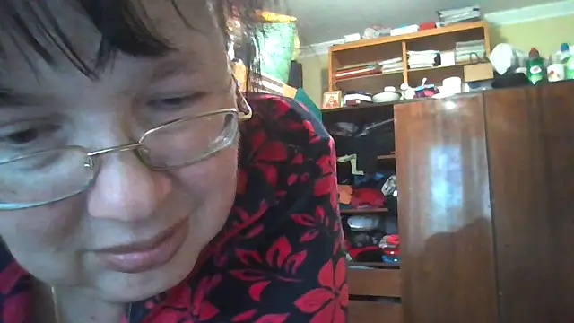 Queen-Elizabeth-25 online show from 03.06.25