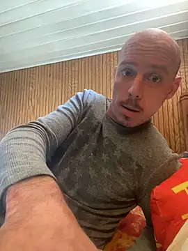 Mac ThunderCock online show from 03.01.25