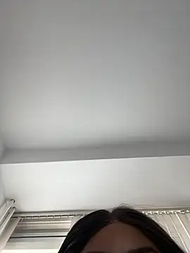 Snapshot of xnaomivaruna chatting on 03.10.25 xnaomivaruna online show from 03.10.25