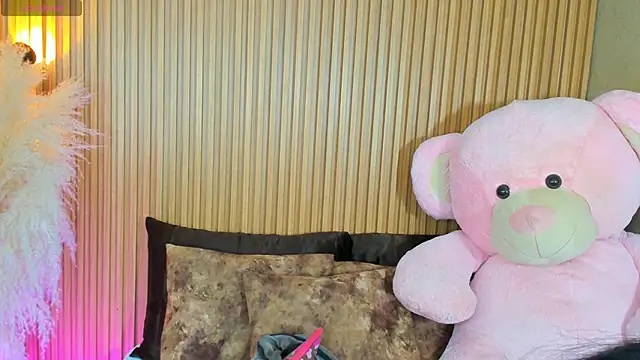 Snapshot of AlexiaAbbey chatting on 11.05.25 AlexiaAbbey online show from 11.05.25