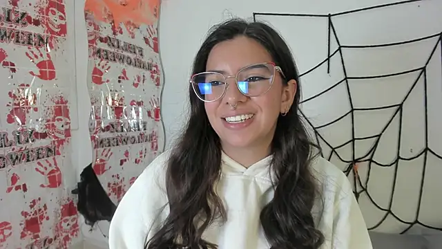 emilyy cooperr online show from 10.17.25