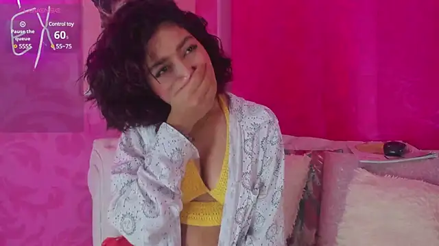 Zoe-S online show from 03.18.25