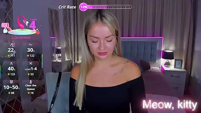 Snapshot of EvaGoddes chatting on 10.20.25 EvaGoddes online show from 10.20.25