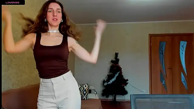 desired zzoya online show from 12.18.25