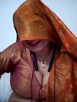 Snapshot of Neha-Bhabhi-Rasily chatting on 10.12.25 Neha-Bhabhi-Rasily online show from 10.12.25