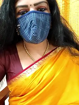 Snapshot of ashmitha chatting on 09.30.25 ashmitha online show from 09.30.25