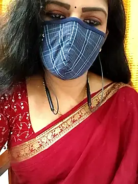 Snapshot of ashmitha chatting on 10.12.25 ashmitha online show from 10.12.25