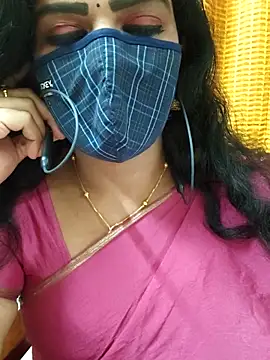 Snapshot of ashmitha chatting on 10.14.25 ashmitha online show from 10.14.25