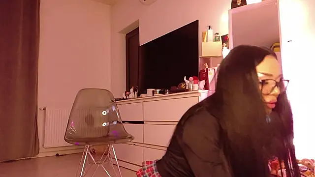 MiaKnoxxx online show from 03.20.25