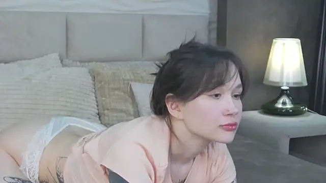 Snapshot of HeatherSweet_ chatting on 03.08.25 HeatherSweet online show from 03.08.25