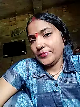 Snapshot of Maidangirl chatting on 09.29.25 Maidangirl online show from 09.29.25