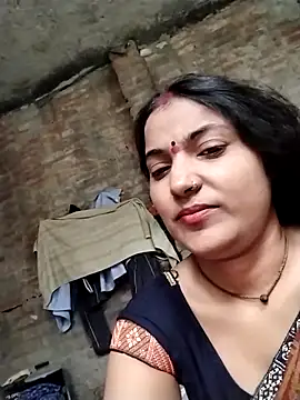 Snapshot of Maidangirl chatting on 10.01.25 Maidangirl online show from 10.01.25