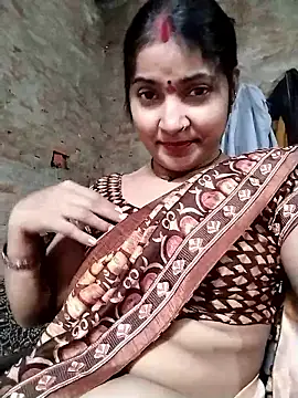 Snapshot of Maidangirl chatting on 10.04.25 Maidangirl online show from 10.04.25