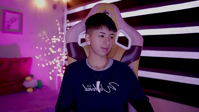 tommy blue online show from 03.14.25