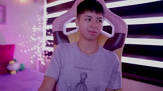 tommy blue online show from 03.14.25