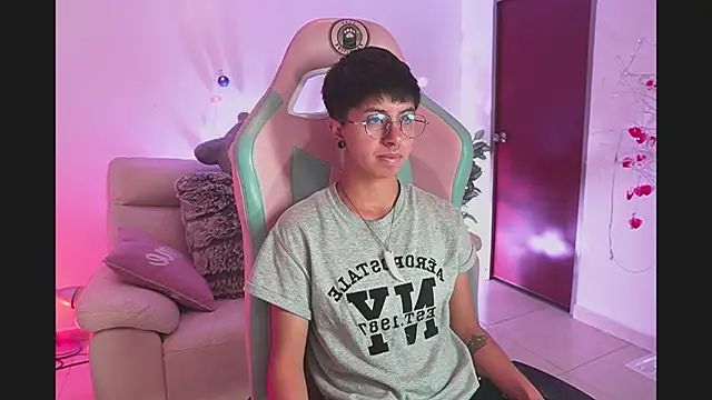 tommy blue online show from 10.01.25