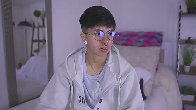 tommy blue online show from 10.09.25