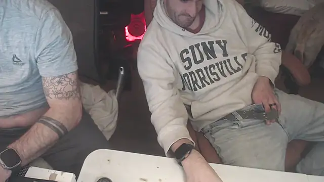 Snapshot of weknowourworth6999 chatting on 10.26.25 weknowourworth6999 online show from 10.26.25